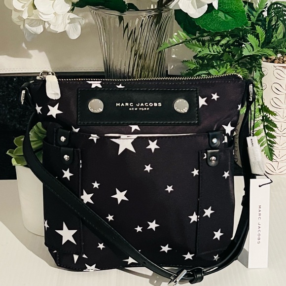 Marc Jacobs Handbags - Marc Jacobs Star Crossbody Bag NWT